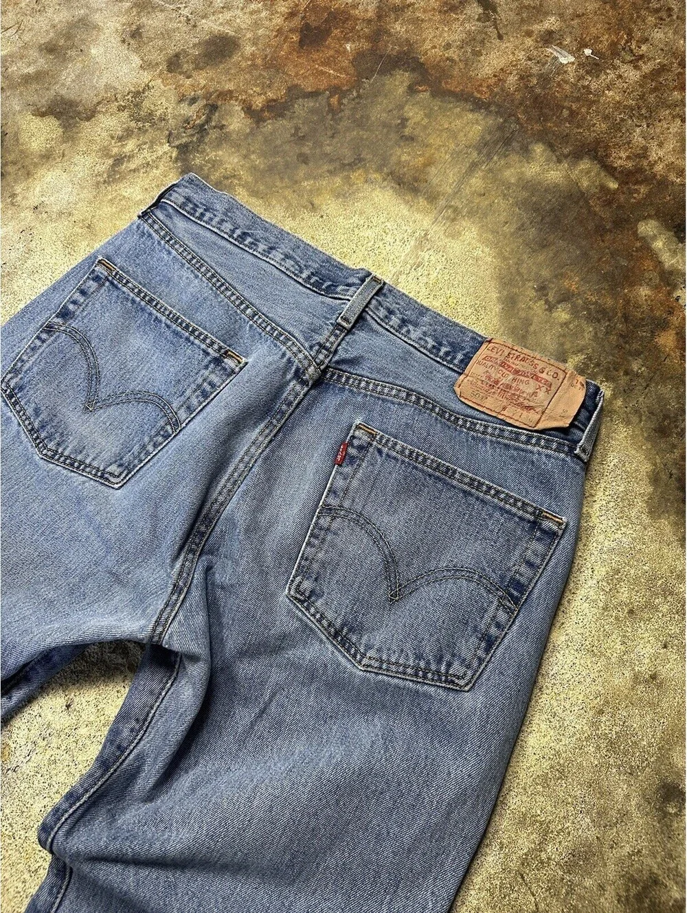 Vintage Levis 501 Jeans Mens 34x30 Blue Button Fly Made In USA Denim 90s
